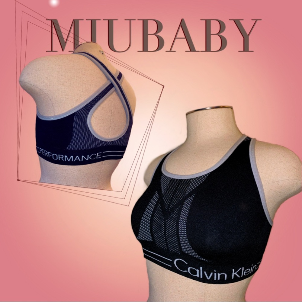 Calvin Klein Performance reversible Sports bra